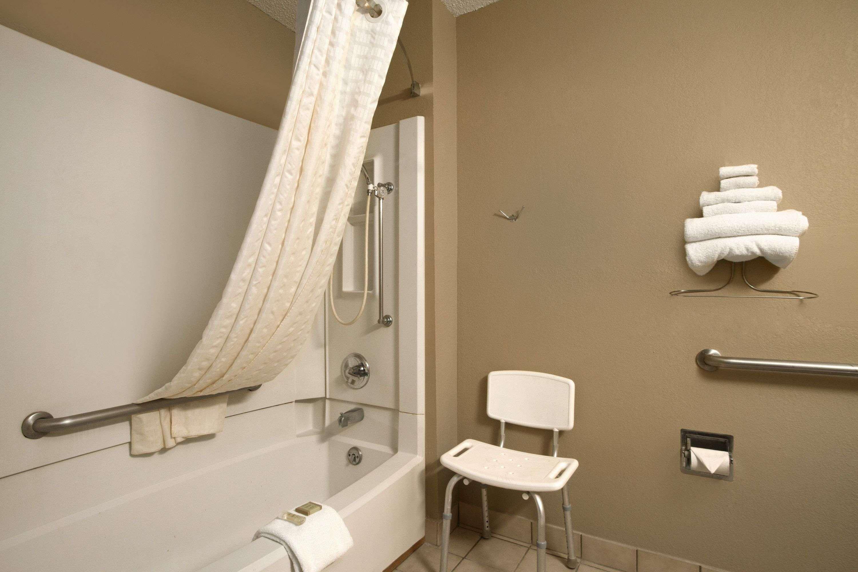 Super 8 By Wyndham Homewood Birmingham Area Экстерьер фото