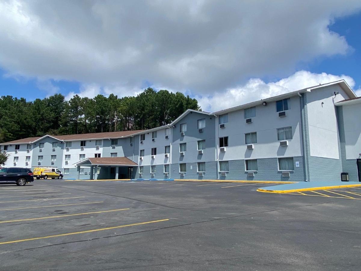 Super 8 By Wyndham Homewood Birmingham Area Экстерьер фото